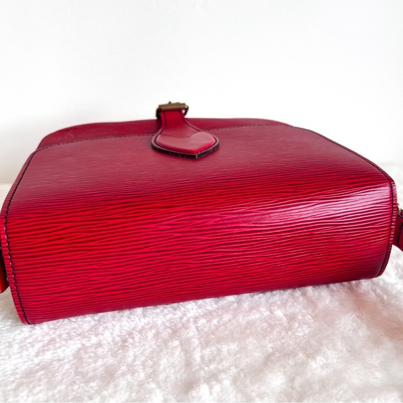 LOUIS VUITTON Cartouchiere Epi Red Shoulder Crossbody Bag Vintage MM - Picture 7 of 16